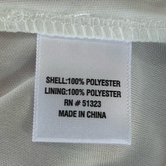 NWT CeCe Off Shoulder Smocked Floral Ruffle Cuff Blouse L Romantic Boho - Picture 9 of 13